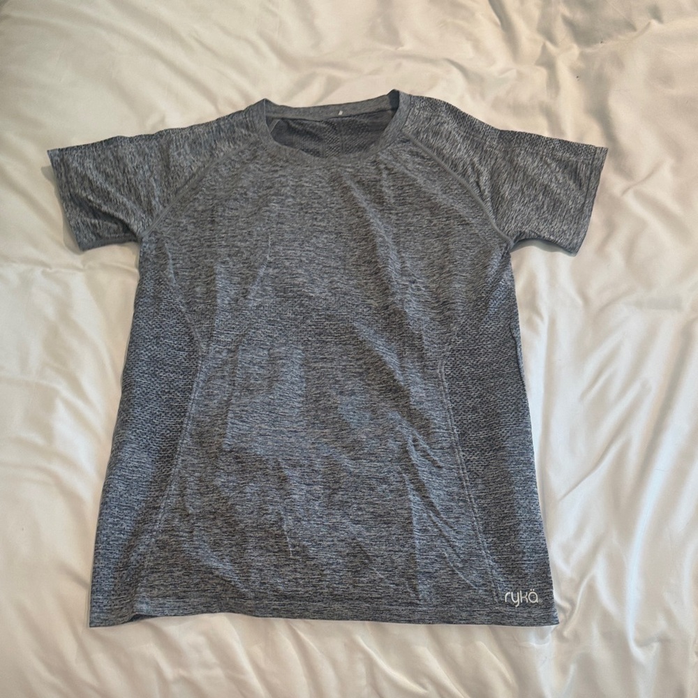 Ryka Woman’s Gray T-Shirt